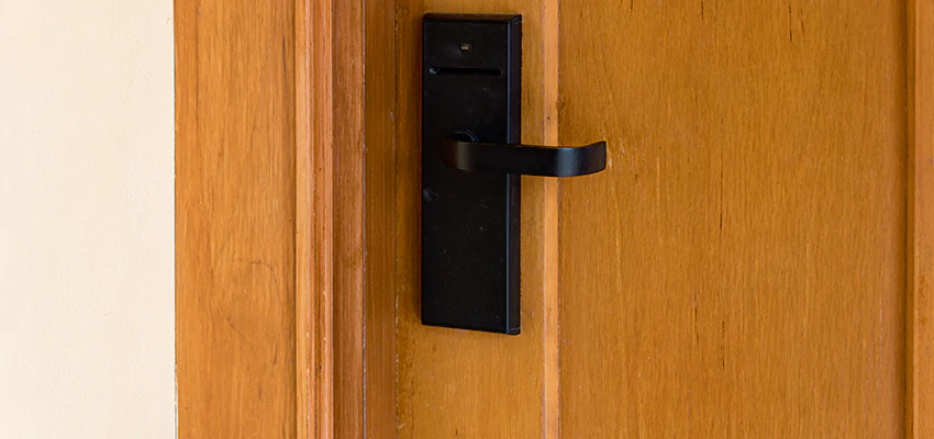 Home Security And Alarm Monitoring in Bell, California