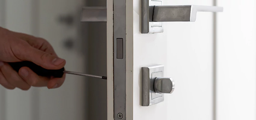 Key Programming Locksmith Open Now in Bell, California